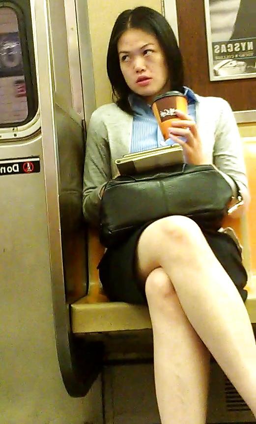 25P New York Subway Girls Asian Express Line