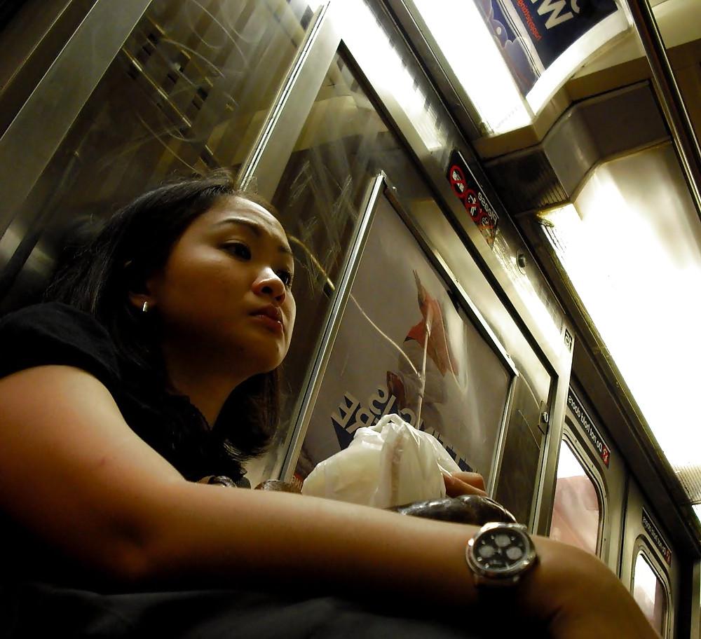 25P New York Subway Girls Asian Express Line