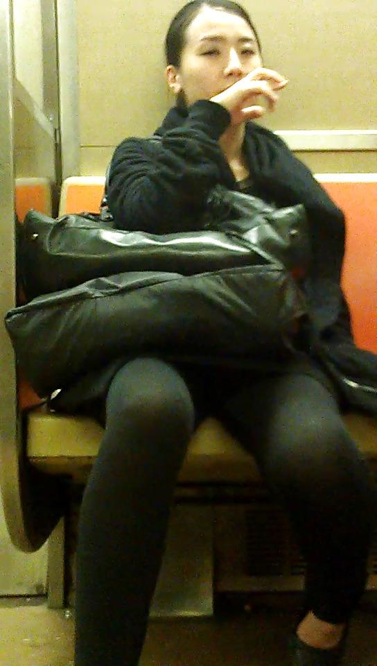 25P New York Subway Girls Asian Express Line
