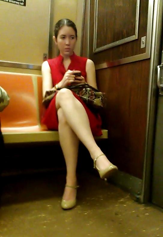 25P New York Subway Girls Asian Express Line
