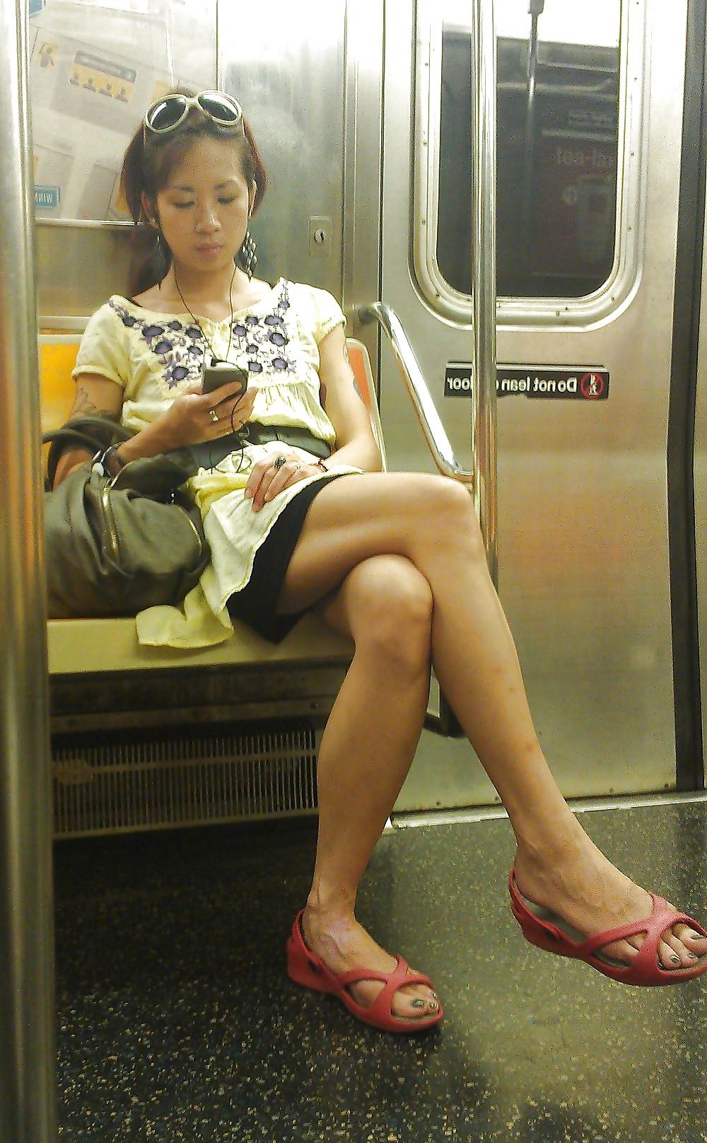 25P New York Subway Girls Asian Express Line