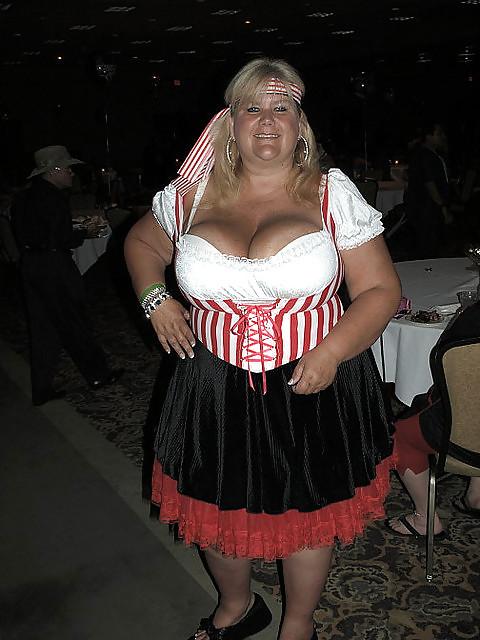 25P Huge breast in clothes ( Season 2 )