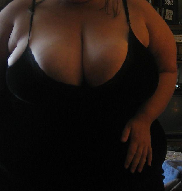 25P Huge breast in clothes ( Season 2 )