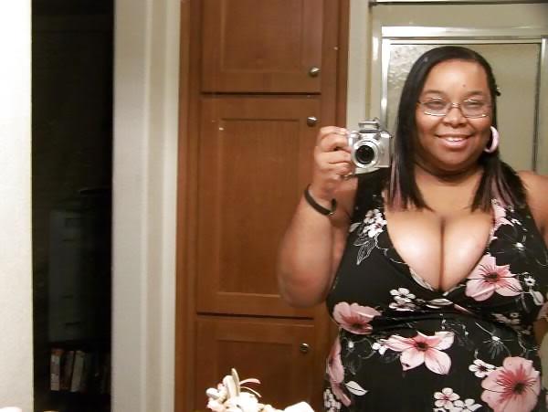 25P Huge breast in clothes ( Season 2 )
