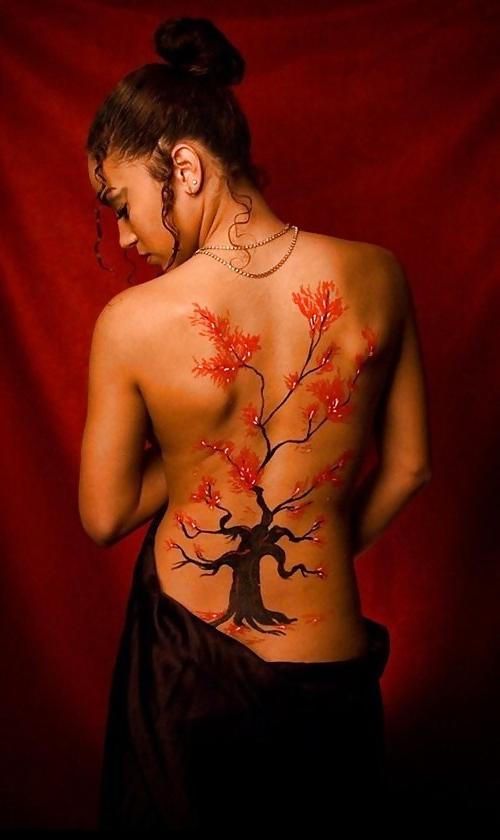 10P Asian girls with tattoos