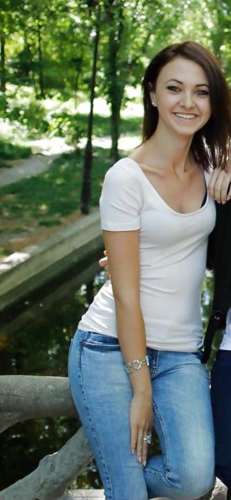 15P Romanian girl: silvia