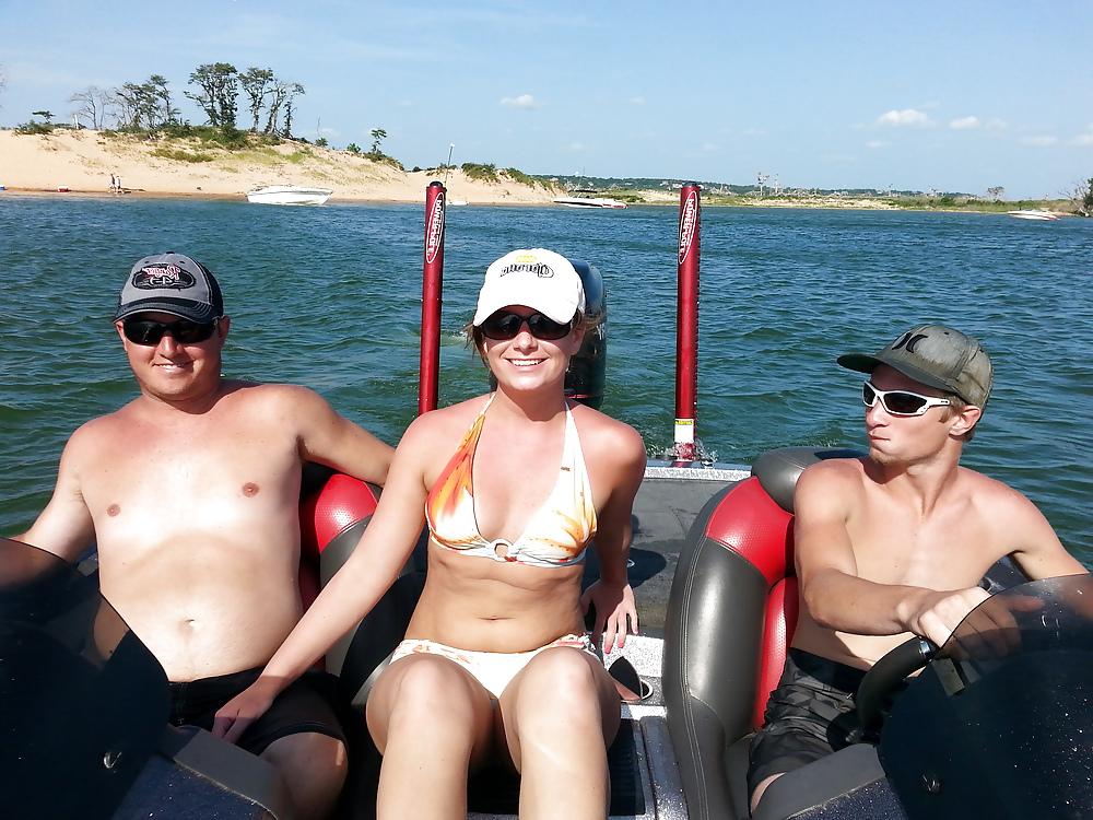 5P Wife On Vacation