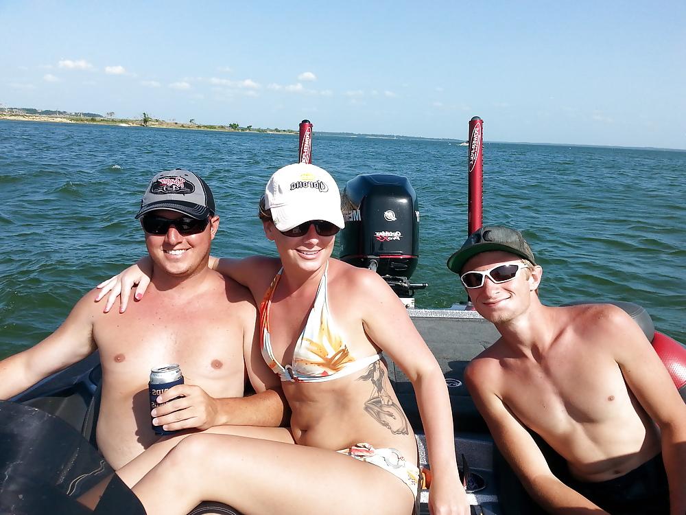 5P Wife On Vacation