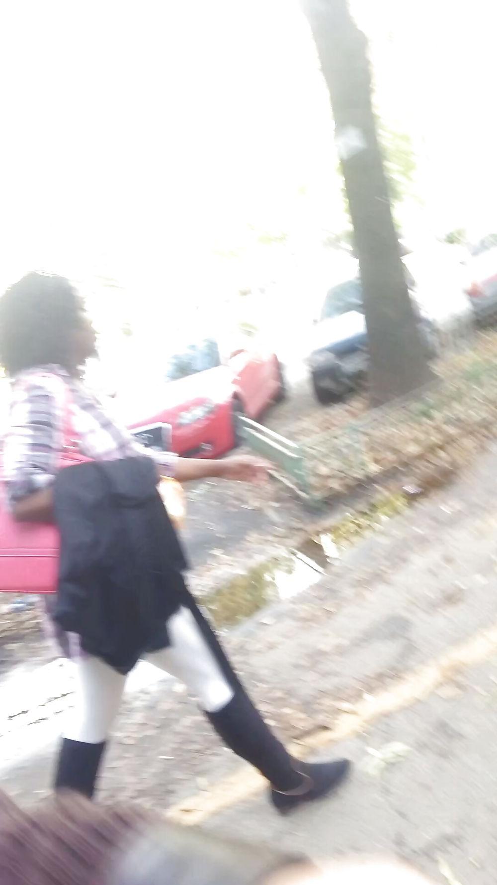 10P Sexy hot black girl in romanian