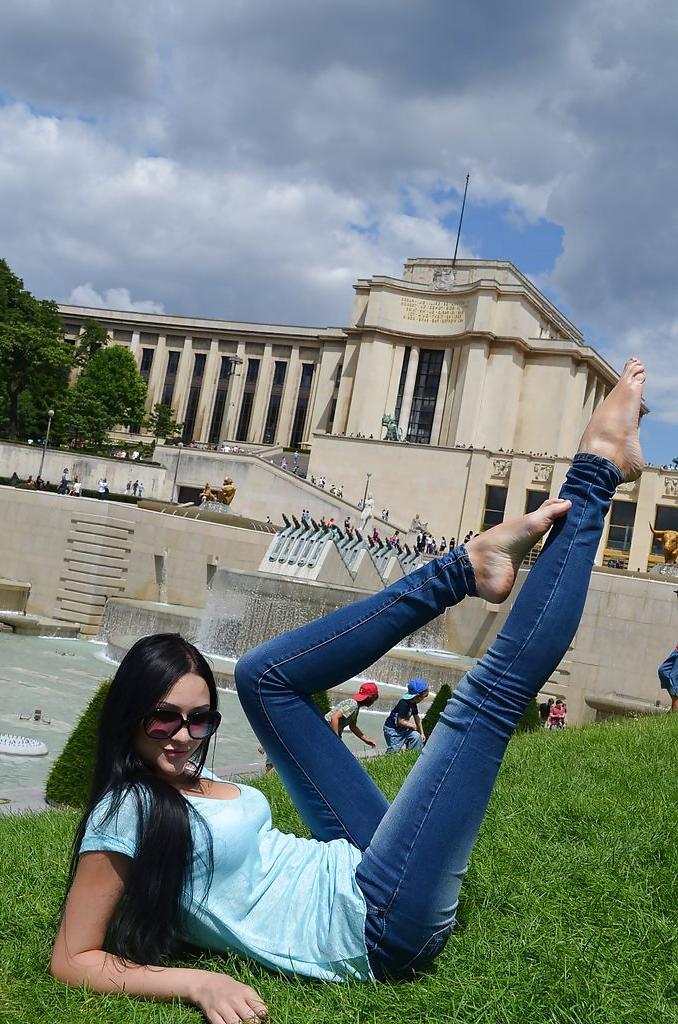 25P Barefoot Russian Women (part 2)