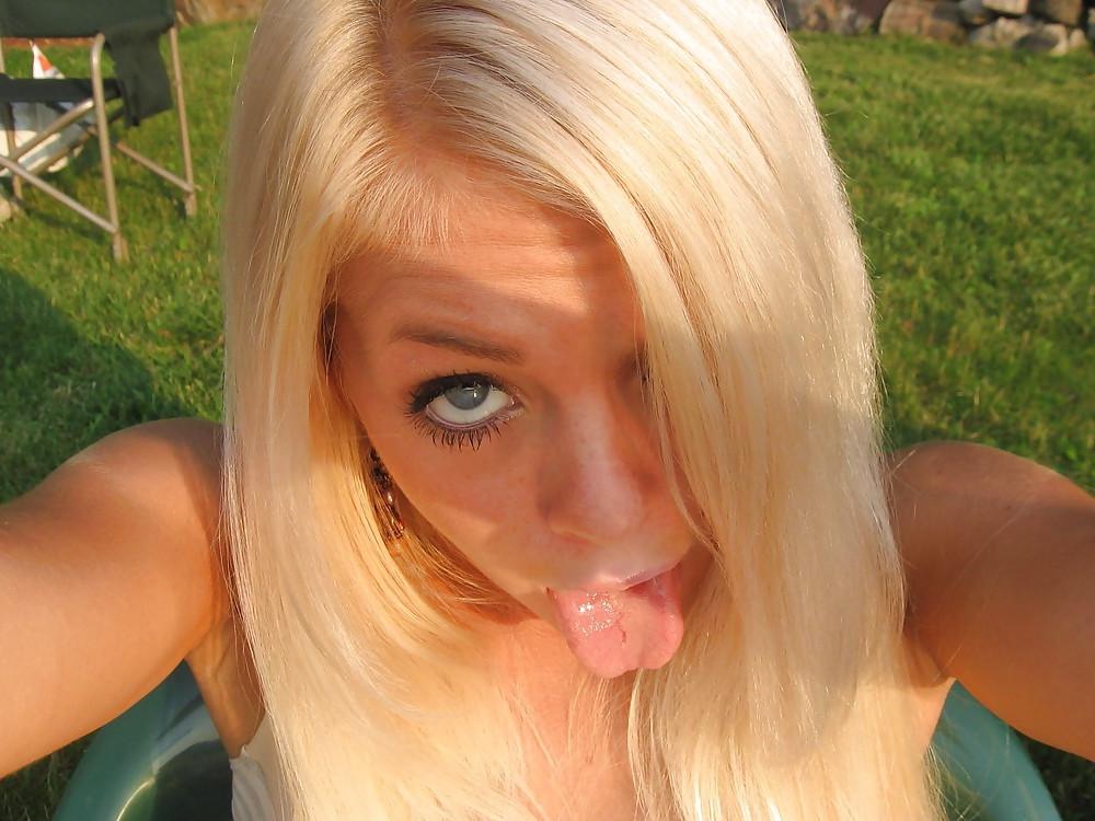 23P Open mouth