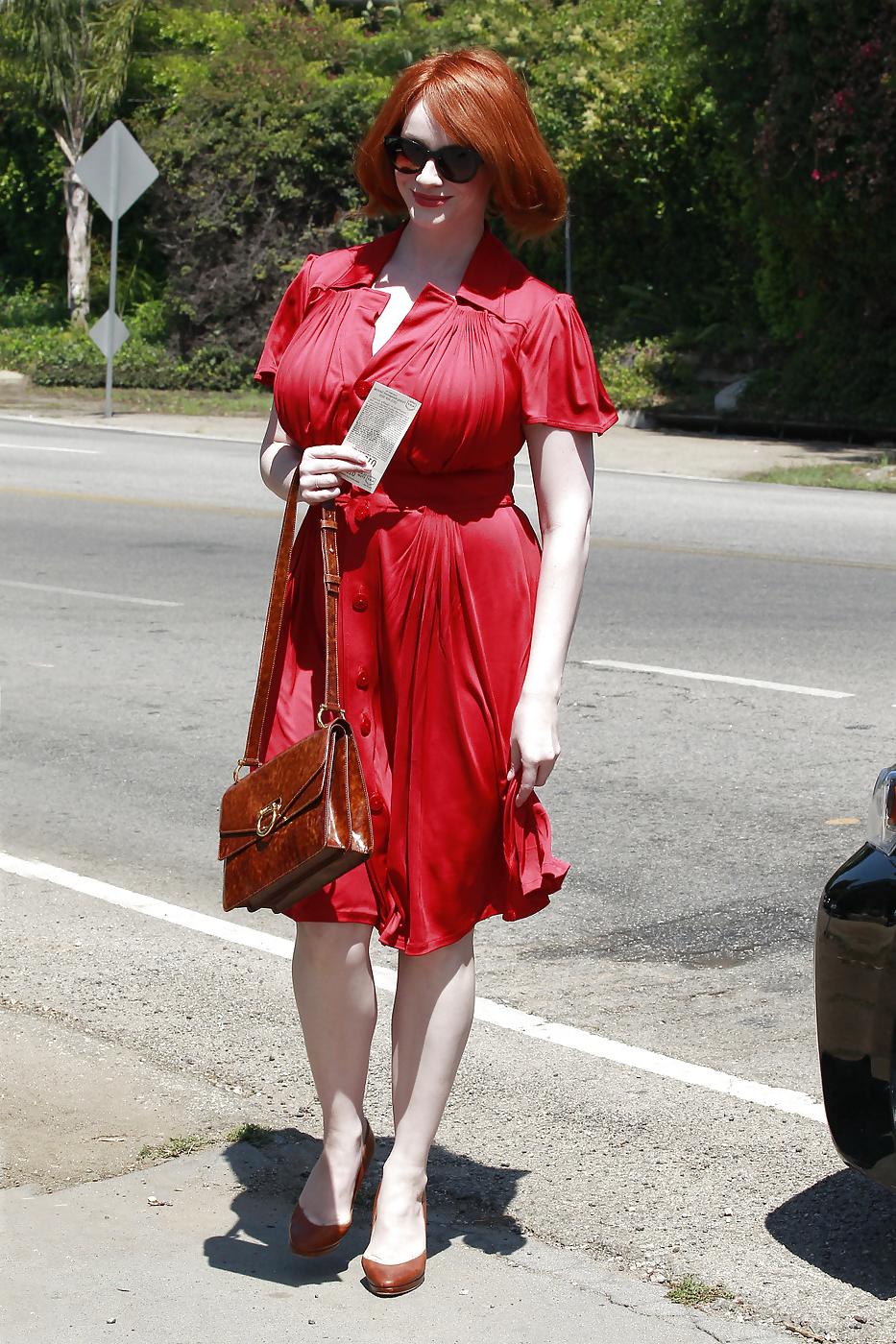 6P Christina Hendricks - Sweater Mounds Are Going To Erupt!