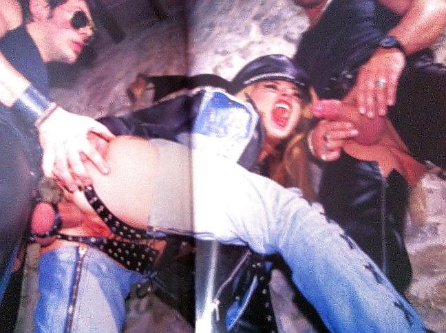 16P Rriotgrrrl