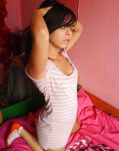 25P Non Nude