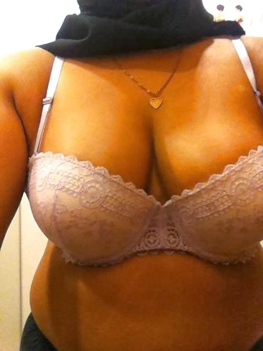 25P Nude hijab girls from malaysia and indonesia