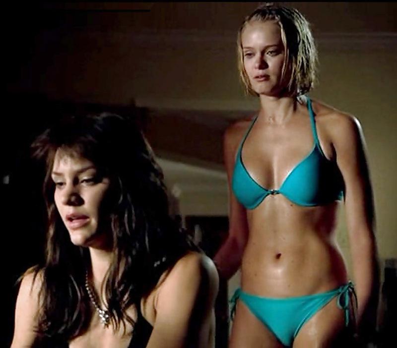 25P Super Sexy Sara Paxton
