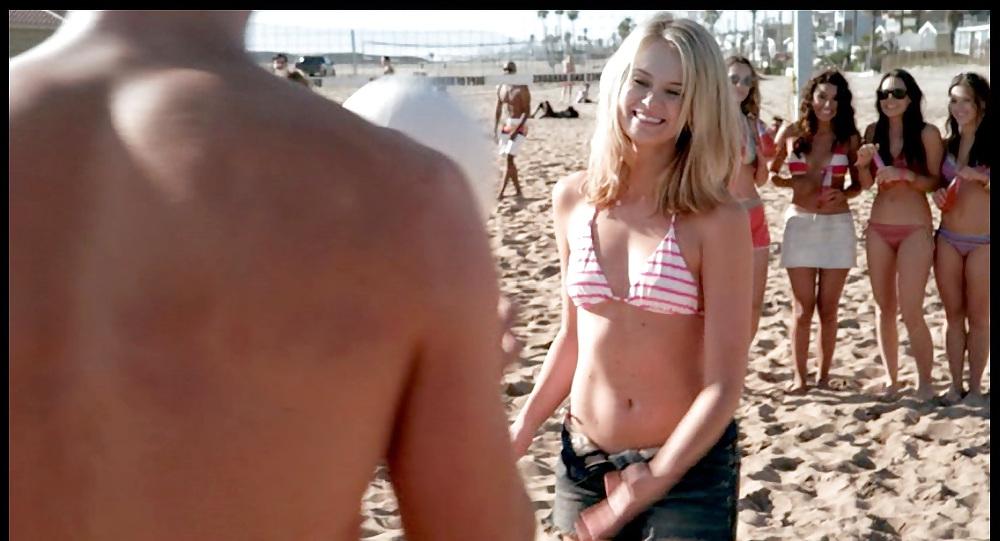 25P Super Sexy Sara Paxton
