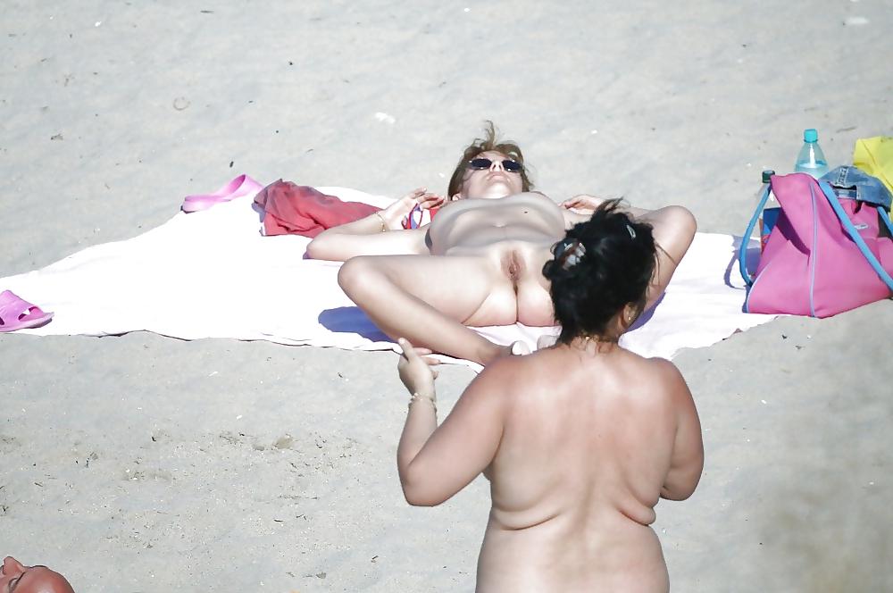 13P Voyeur 1