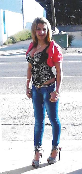 13P Romanian girl: oana