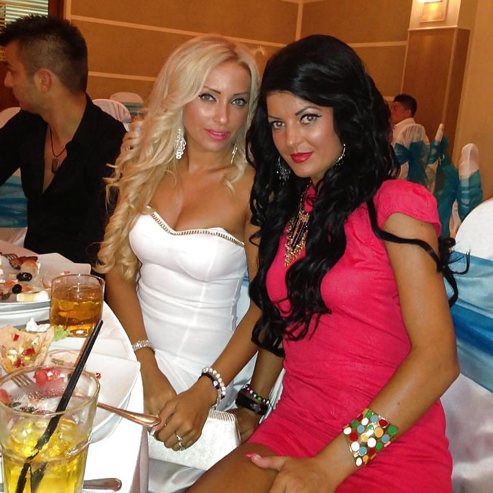 15P Romanian women: Diana 2
