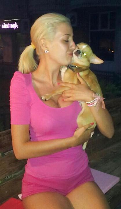 25P Romanian women: Christina