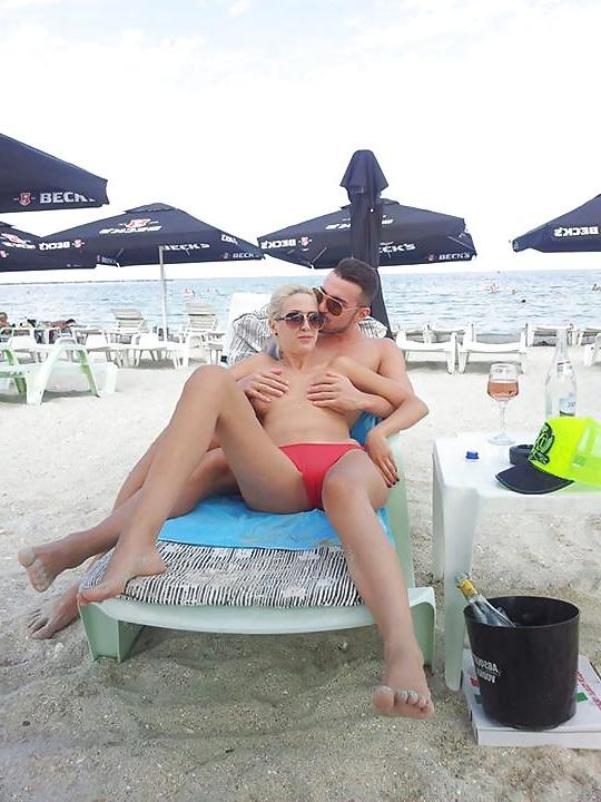 25P Romanian women: Christina