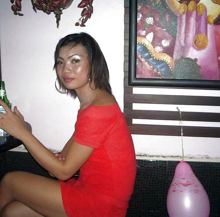 25P Blond Ladyboy Bon from Pattaya
