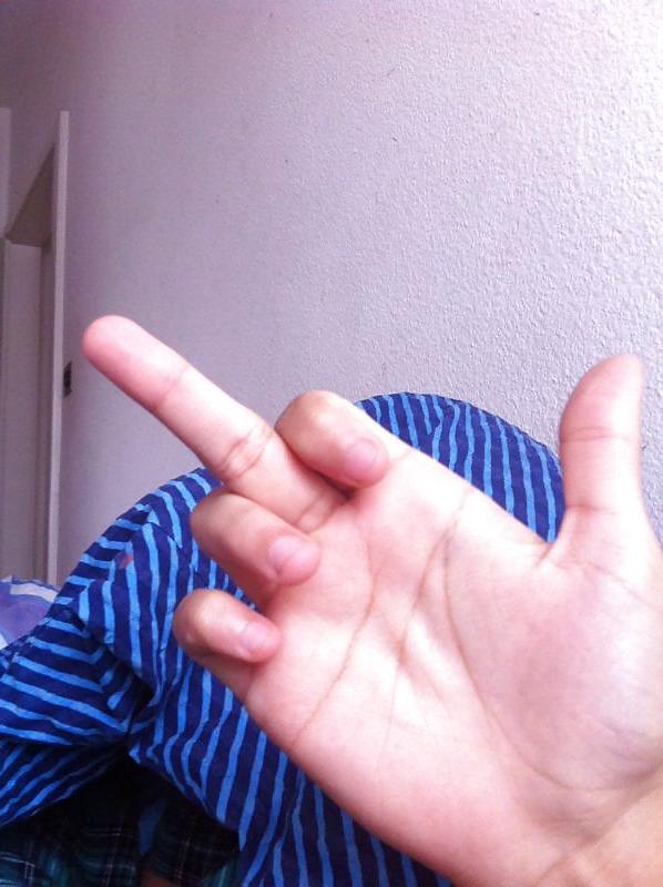 25P HOT or NOT ?? 20 years girlfriend's hot clit and pussy