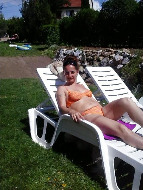 15P Hot milf (nonude)