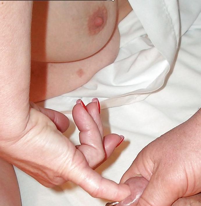 17P Girls Fingering Guys