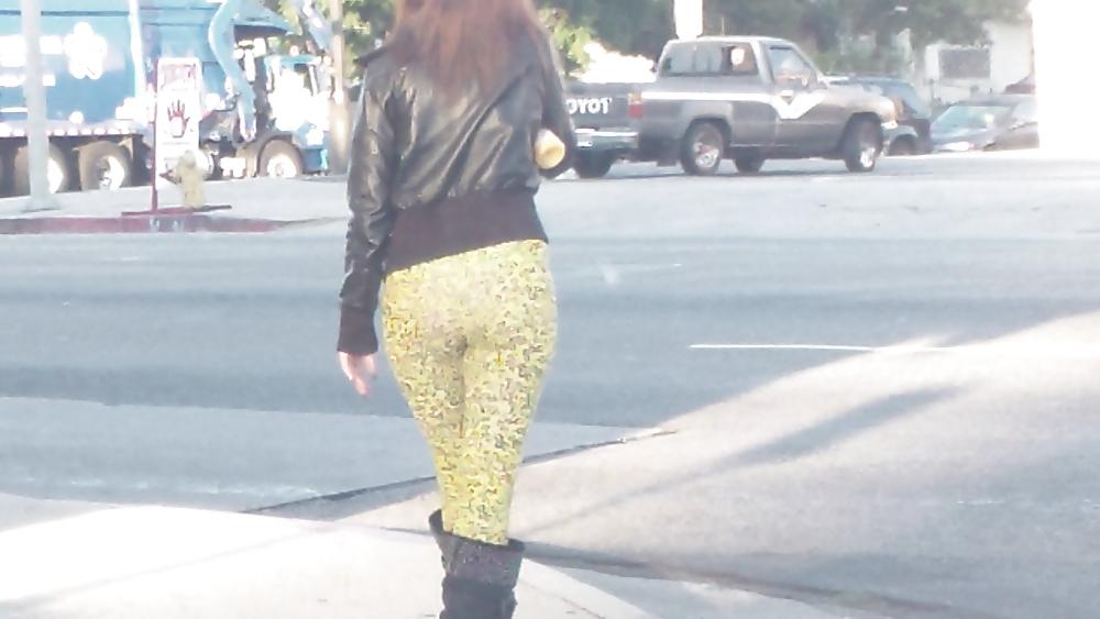 25P Teen street corner girl butt & ass in tights