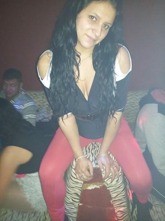 12P Romanian girl: Ana