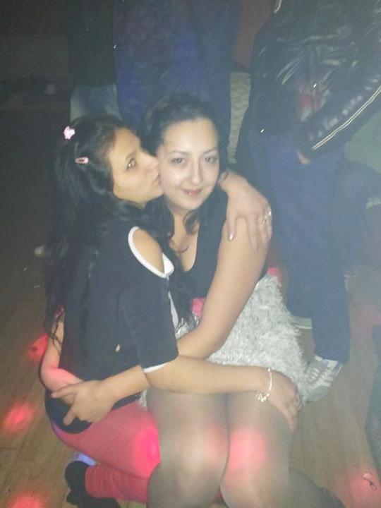 12P Romanian girl: Ana
