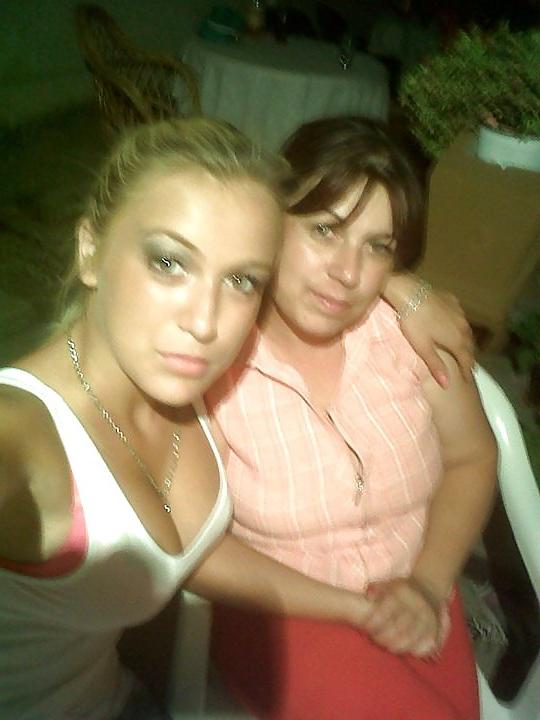 16P Romanian girl: alexandra