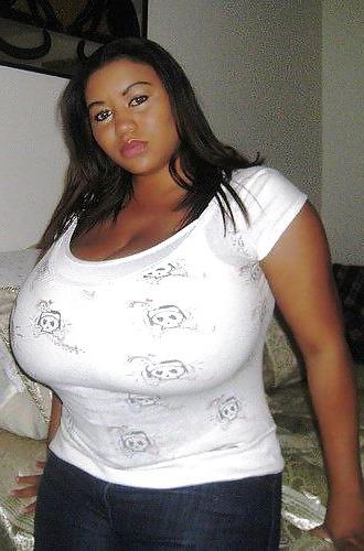 25P Curvy Beauties 63 Clothed Edition