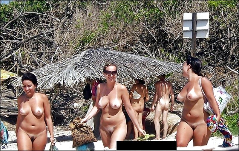 25P Nudistas e naturistas