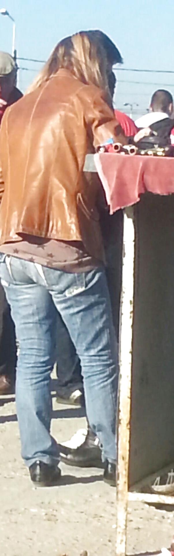 9P Mature ass romanian