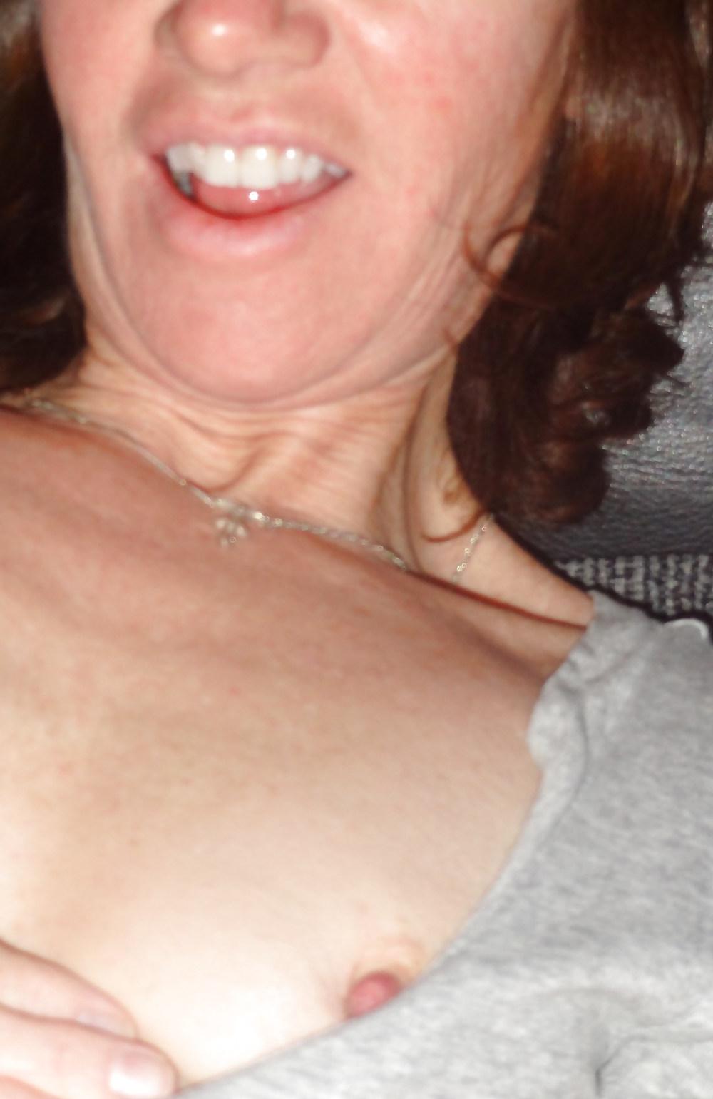 10P Mature body nipples