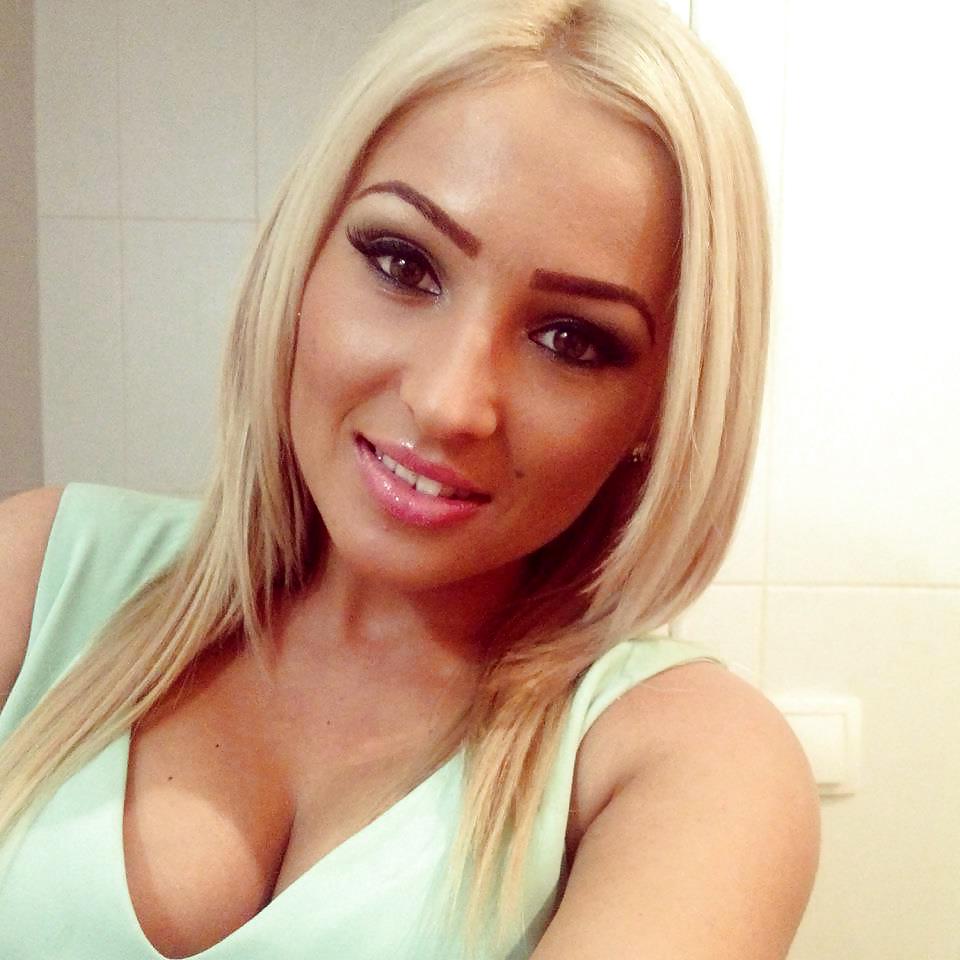 10P Romanian Teen Slut Corina 6