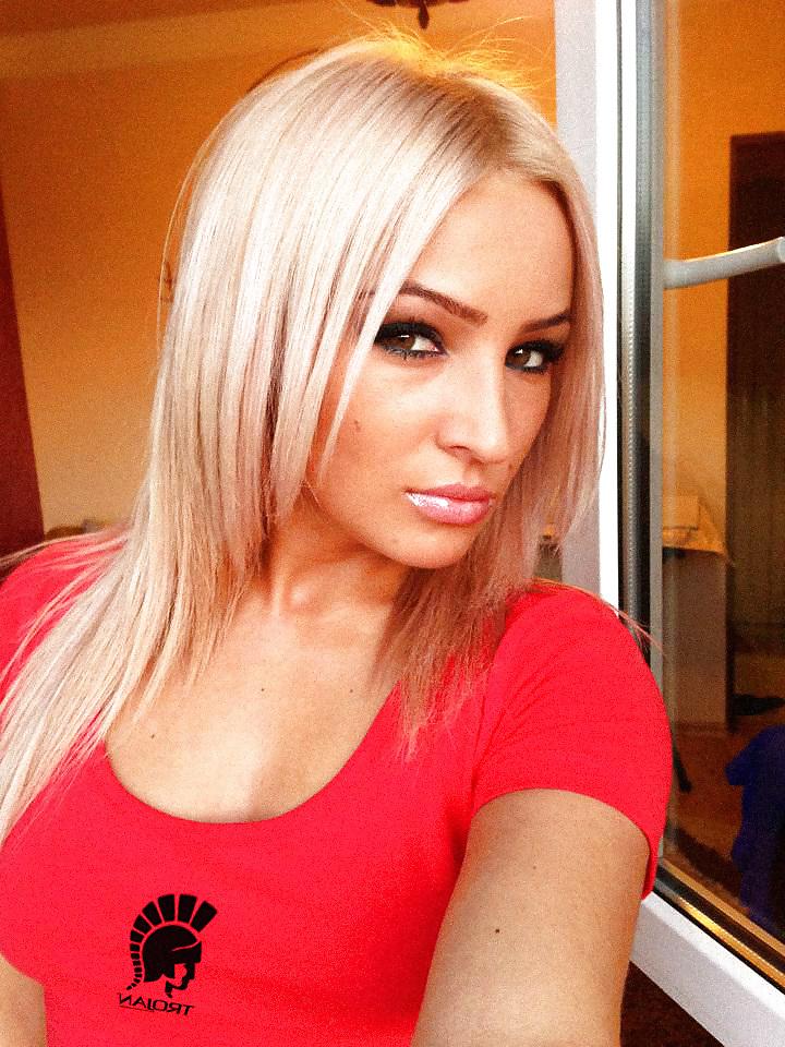 10P Romanian Teen Slut Corina 6