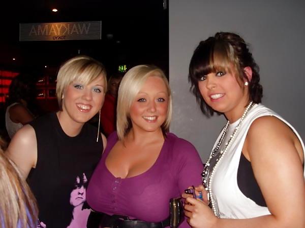 20P Not naked busty facebookwomen 13.