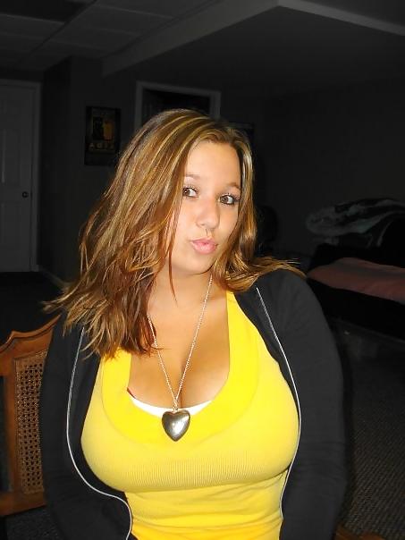 20P Not naked busty facebookwomen 13.