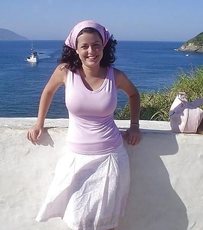 20P Not naked busty facebookwomen 13.