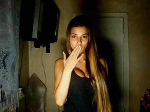 9P Romanian girl: Cristina