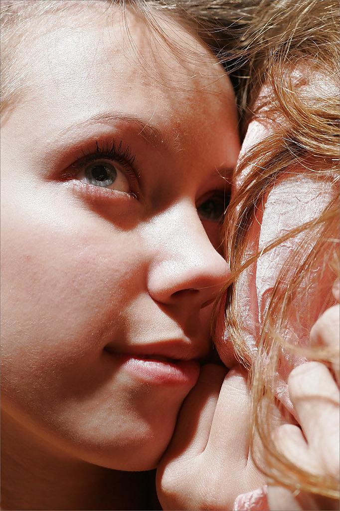 18P Teen in Close Up