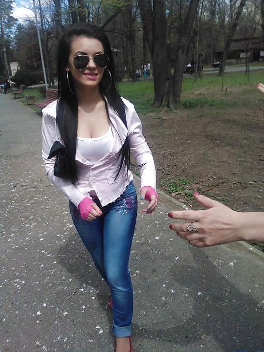 20P Romanian girl: Anna
