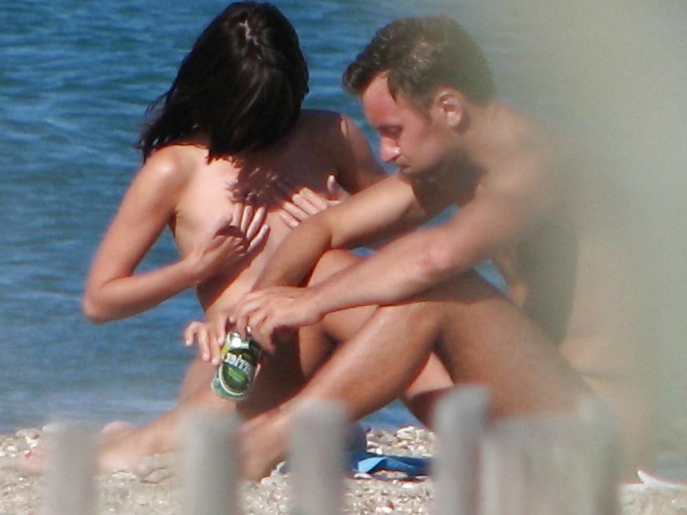 20P Voyeur plage 