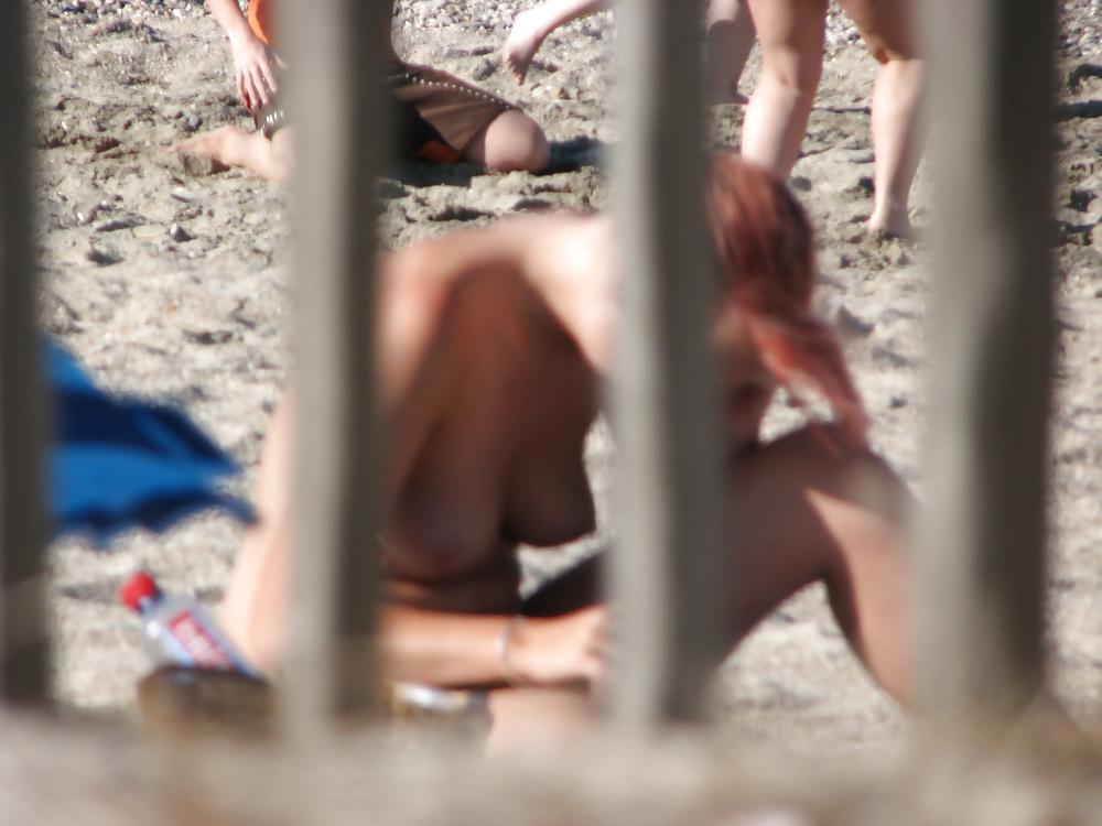 20P Voyeur plage 