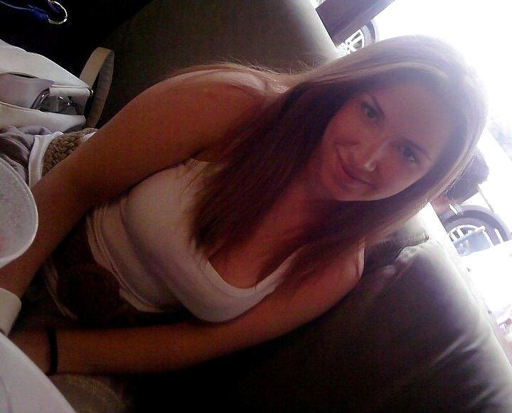 25P Greek Teen Girls 3