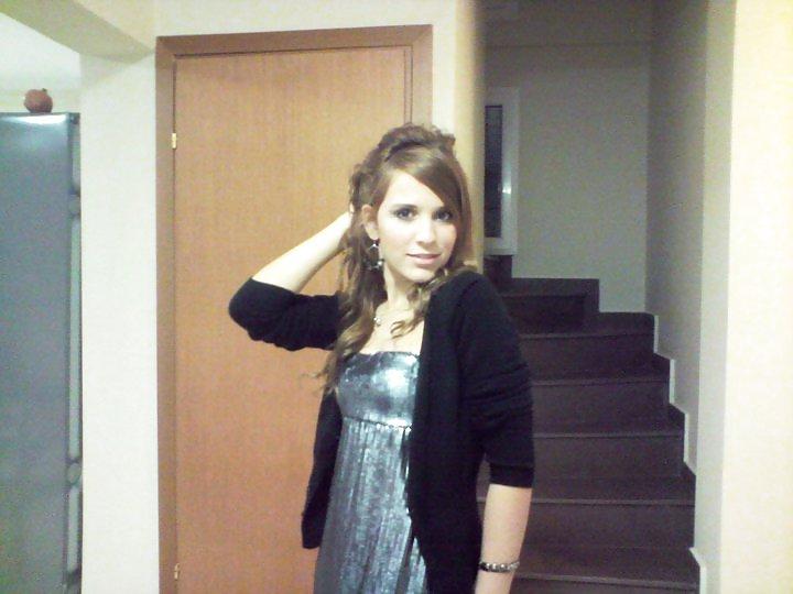 25P Greek Teen Girls 3